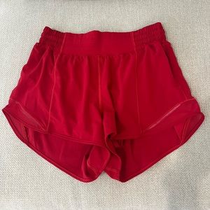 Hotty Hot High Rise 2.5 Lululemon shorts